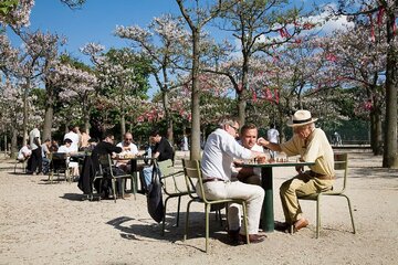 Publiczne stoły szachowe w&nbsp;Jardin du Luxembourg w&nbsp;Paryżu