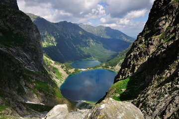 Czarny Staw i&nbsp;Morskie Oko widok z&nbsp;Rys&oacute;w