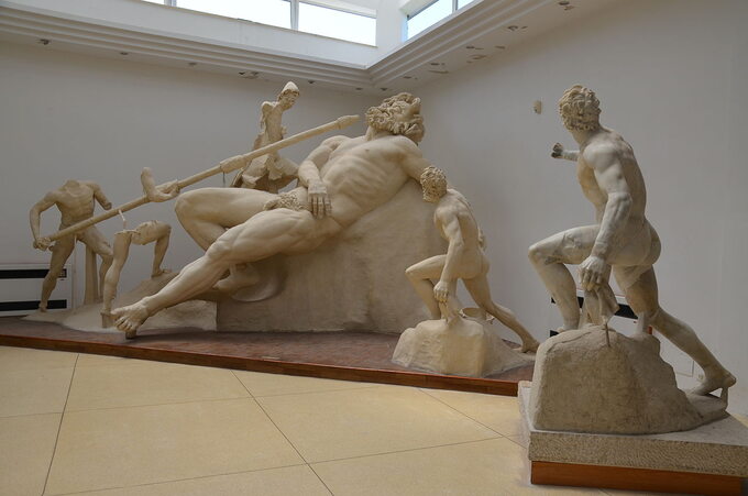 Centralna grupa rzeźb z willi Tyberiusza. "Oślepienie Polifema"