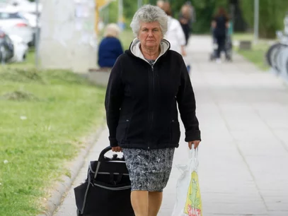 Miniatura: Nawet 2704 zł dodatku dla rencistów. Rząd...