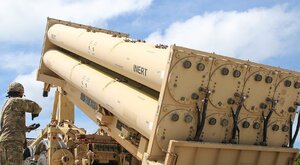 Miniatura: USA przerzucają pociski THAAD z Korei...