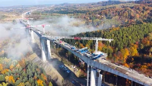 Miniatura: Via Carpatia 80 metrów nad ziemią. Tak...