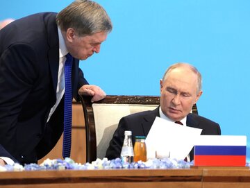 Jurij Uszakow i&nbsp;Władimir Putin