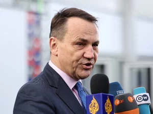 Miniatura: "Kłamie Pan". Sikorski odpowiada Kaczyńskiemu