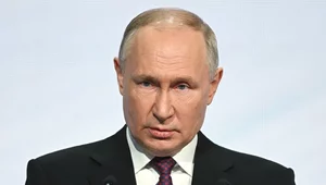 Miniatura: Niepokojące doniesienia z Moskwy. Rozkaz...