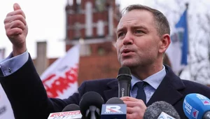 Miniatura: Nawrocki brał udział w kibolskiej ustawce....