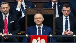 Miniatura: Spada poparcie dla Nawrockiego. "Dzieje...