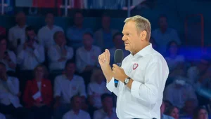 Miniatura: Tusk o PiS: To są rządy zdrady narodowej