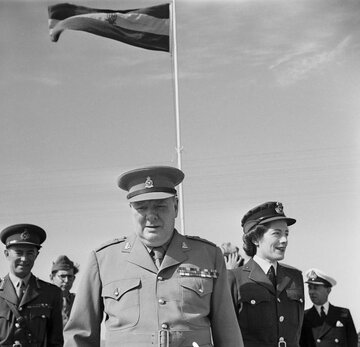 Winston Churchill w&nbsp;Kairze ze&nbsp;swoją c&oacute;rką, Sarą Churchill