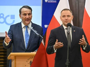 Miniatura: Sikorski uderza w Nawrockiego za...