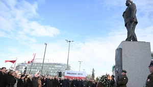 Miniatura: Rocznica katastrofy smoleńskiej. Politycy...