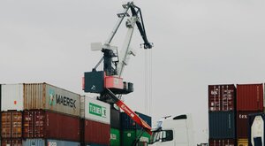 Miniatura: Dyrektorzy firmy sądzeni w Niemczech za...