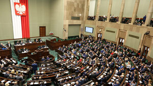 Miniatura: Obrady Sejmu i Senatu, a w PE debata o Polsce