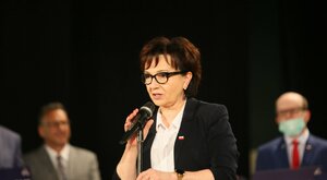 Miniatura: A czy marszałek Sejmu Elżbieta Witek...