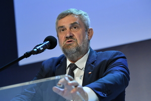 "Rolnicy są przerażeni". Ardanowski: Muszę to powiedzieć ze smutkiem