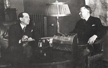 J&oacute;zef Beck w&nbsp;rozmowie z&nbsp;Maksimem Litwinowem. Moskwa, luty 1934