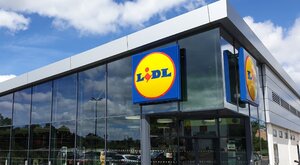 Miniatura: Lidl zapowiada podwyżki dla pracowników....