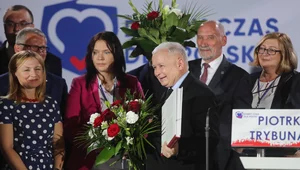 Miniatura: PiS deklasuje opozycję. Zobacz najnowszy...