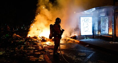 Miniatura: Znów gorąco we Francji. Starcia z policją,...