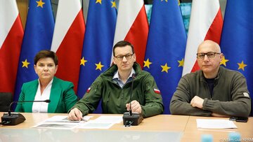 Premier Mateusz Morawiecki, wicepremier Beata Szydło oraz szef MSWiA Joachim Brudziński 