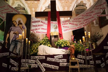 Grób Pański w bazylice prymasowskiej Wniebowzięcia Najświętszej Maryi Panny w Gnieźnie 