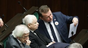 Miniatura: Kaczyński albo rozpad. Zmiany albo uwiąd