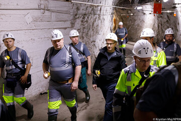 Mateusz Morawiecki podczas uroczystości uruchomienia pieca WTR w Hucie Miedzi „Legnica” 