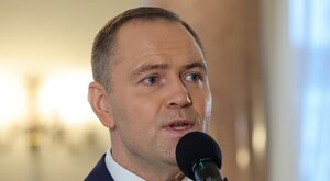 Miniatura: Nawrocki w głównym nurcie