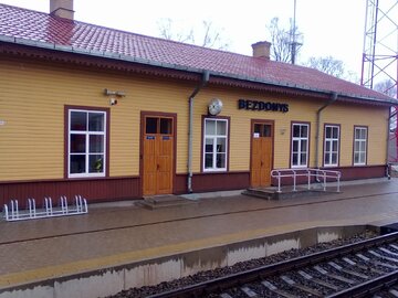 Dworzec w&nbsp;Bezdanach, Litwa