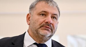 Miniatura: Zemsta Tuska rękami Żurka