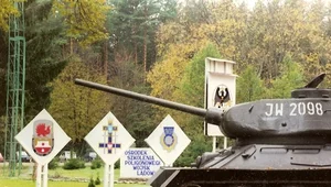 Miniatura: Incydent na poligonie. Wojskowe pociski...