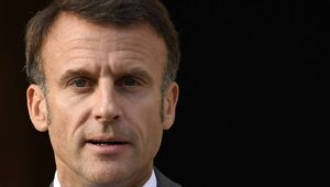 Miniatura: "Zbyt wiele ofiar cywilnych". Macron...