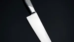 Miniatura: Imigrant z Senegalu rzucił się z nożem na...