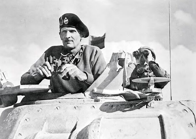 Bernard Law Montgomery w północnej Afryce, listopad 1942 r.