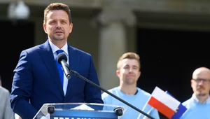 Miniatura: Trzaskowski goni Dudę. Coraz mniejsza...