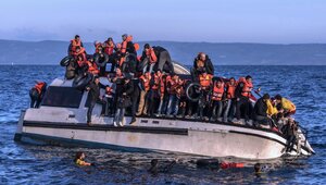 Miniatura: Migranci próbowali przepłynąć Atlantyk....