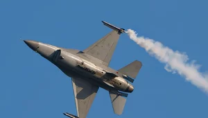 Miniatura: F-16 zaczęły docierać na Ukrainę. Ekspert:...