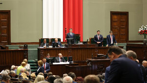Miniatura: Posiedzenia Sejmu i Senatu, odprawa służb...