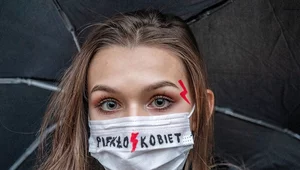 Miniatura: Polacy zdecydowanie za aborcją....