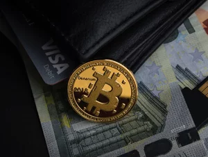 Miniatura: Tylu Polaków ma kryptowaluty....