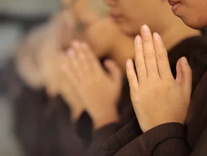 Miniatura: Ta religia ma najwięcej wyznawców. Padły...