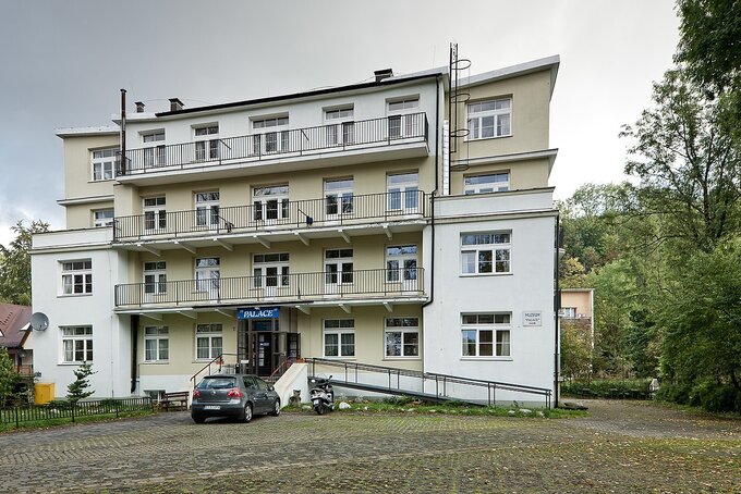 Budynek hotelu "Palace", katowni gestapo w 2011 r., Zakopane