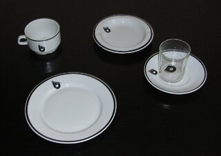 W&nbsp;latach 80. stworzono już nawet zastawę stołową dla&nbsp;elektrowni jądrowej "Żarnowiec"