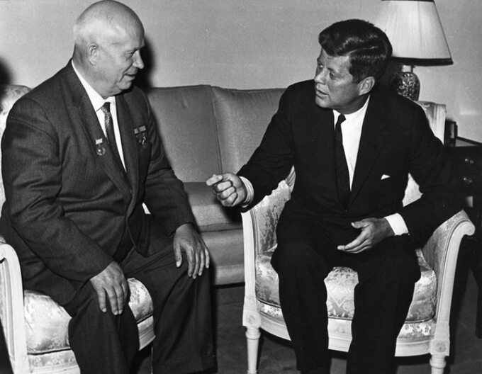John F. Kennedy i Nikita Chruszczow, 1961