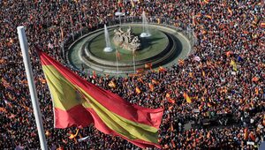 Miniatura: Olbrzymi protest w Madrycie. "Zamach...