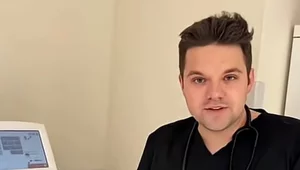 Miniatura: Miażdżące relacje o pracy Kacprzyka na...