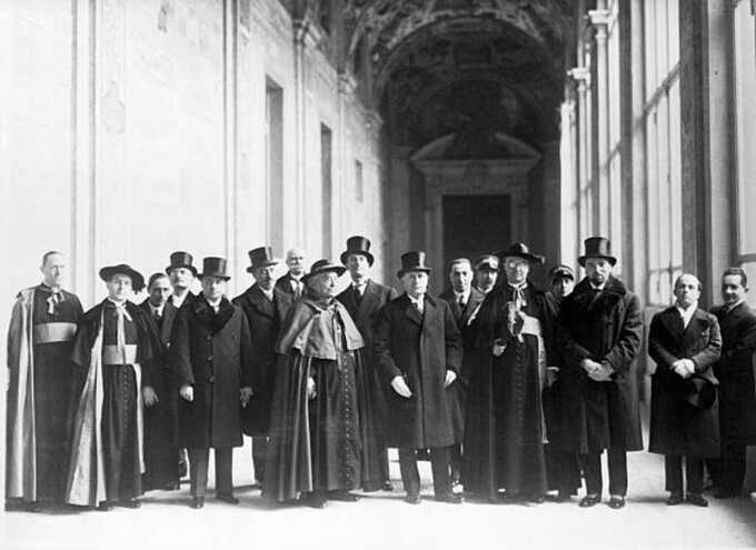 Grupa sygnatariuszy traktatów laterańskich z 1929 roku