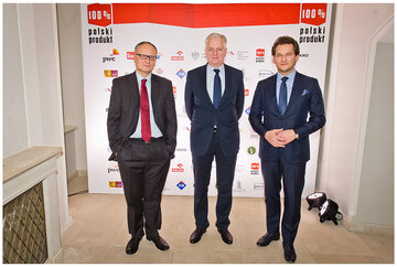 Redaktor naczelny "Do&nbsp;Rzeczy" Paweł Lisicki, wicepremier i&nbsp;minister nauki Jarosław Gowin oraz&nbsp;prezes PMPG Michał Lisiecki