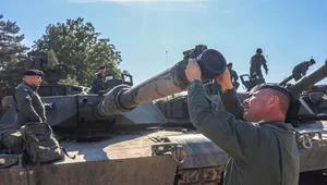 Miniatura: Polaków zapytano, czy wojsko obroni kraj w...