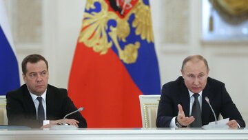 Dmitrij Miedwiediew i&nbsp;Władimir Putin